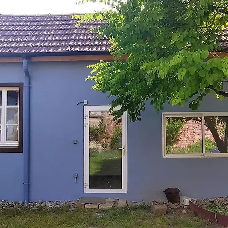 La Maisonnette Bleue, Eco-logis Equipe De Toilettes Seches *