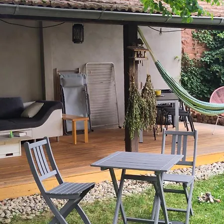 La Maisonnette Bleue, Eco-logis Equipe De Toilettes Seches Holiday home